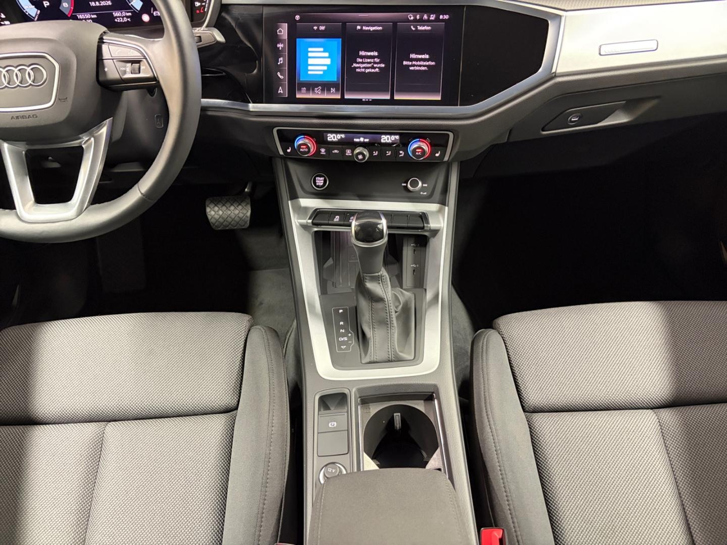 Bild über Audi Q3 advanced 35 TFSI S tronic - für weitere Informationen kontaktieren Sie den Audi Partner