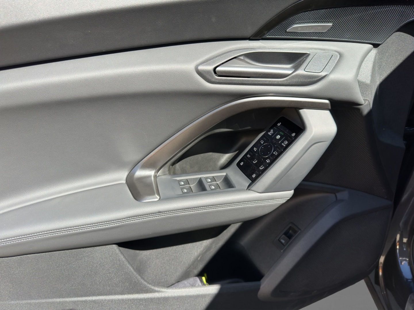 Bild über Audi Q5 Sportback TDI quattro 150 kW S tronic - für weitere Informationen kontaktieren Sie den Audi Partner