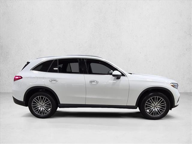 2026 Mercedes-Benz GLC 300