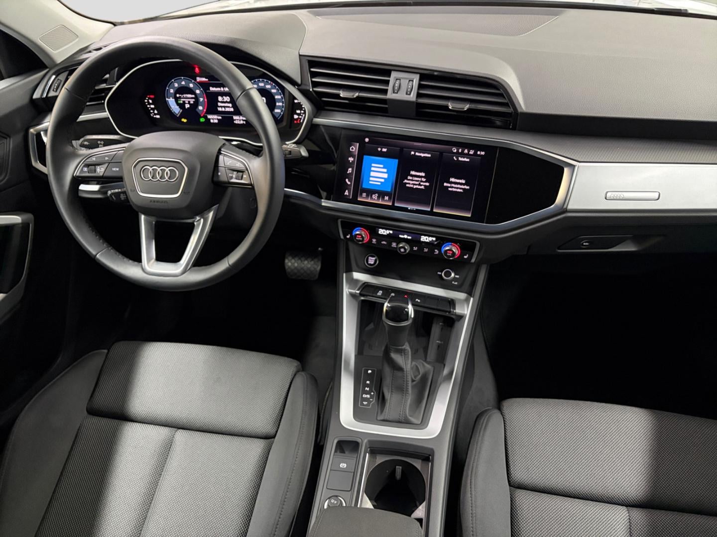 Bild über Audi Q3 advanced 35 TFSI S tronic - für weitere Informationen kontaktieren Sie den Audi Partner