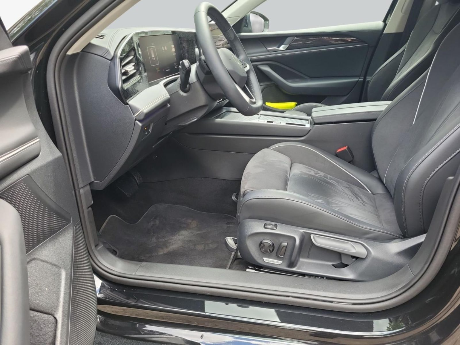 Volkswagen Passat – Bild 11