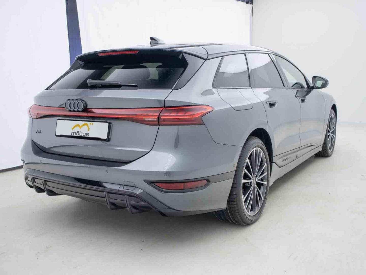 Bild über Audi A6 Avant e-tron e-tron performance - für weitere Informationen kontaktieren Sie den Audi Partner