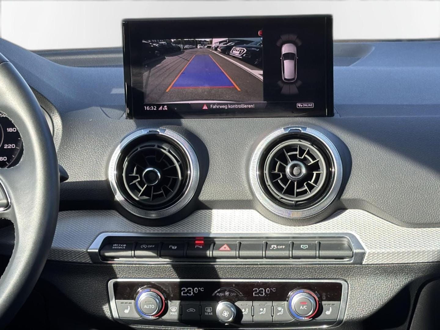 Bild über Audi Q2 advanced 35 TDI S tronic - für weitere Informationen kontaktieren Sie den Audi Partner