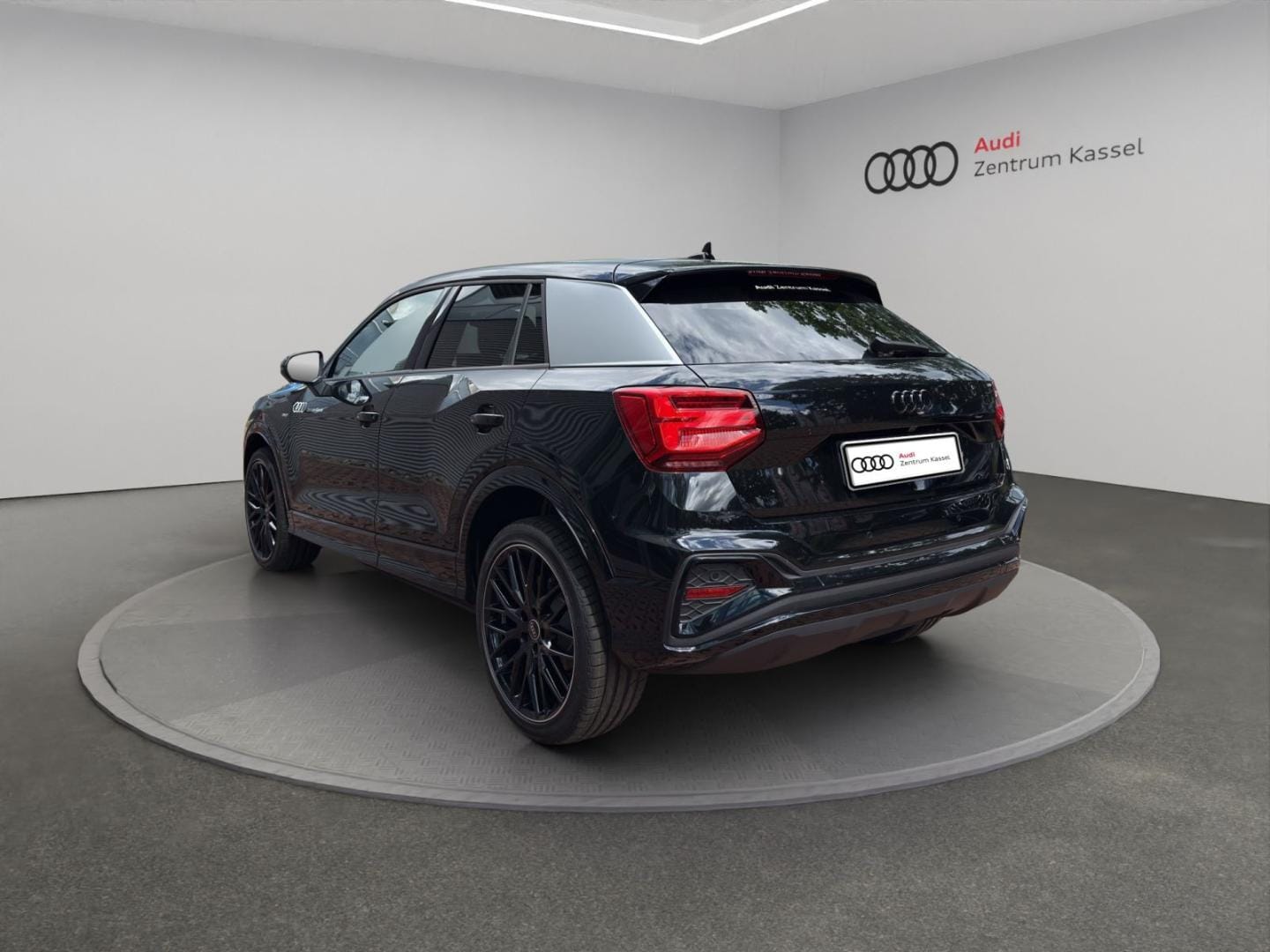 Bild über Audi Q2 S line 35 TFSI S tronic - für weitere Informationen kontaktieren Sie den Audi Partner