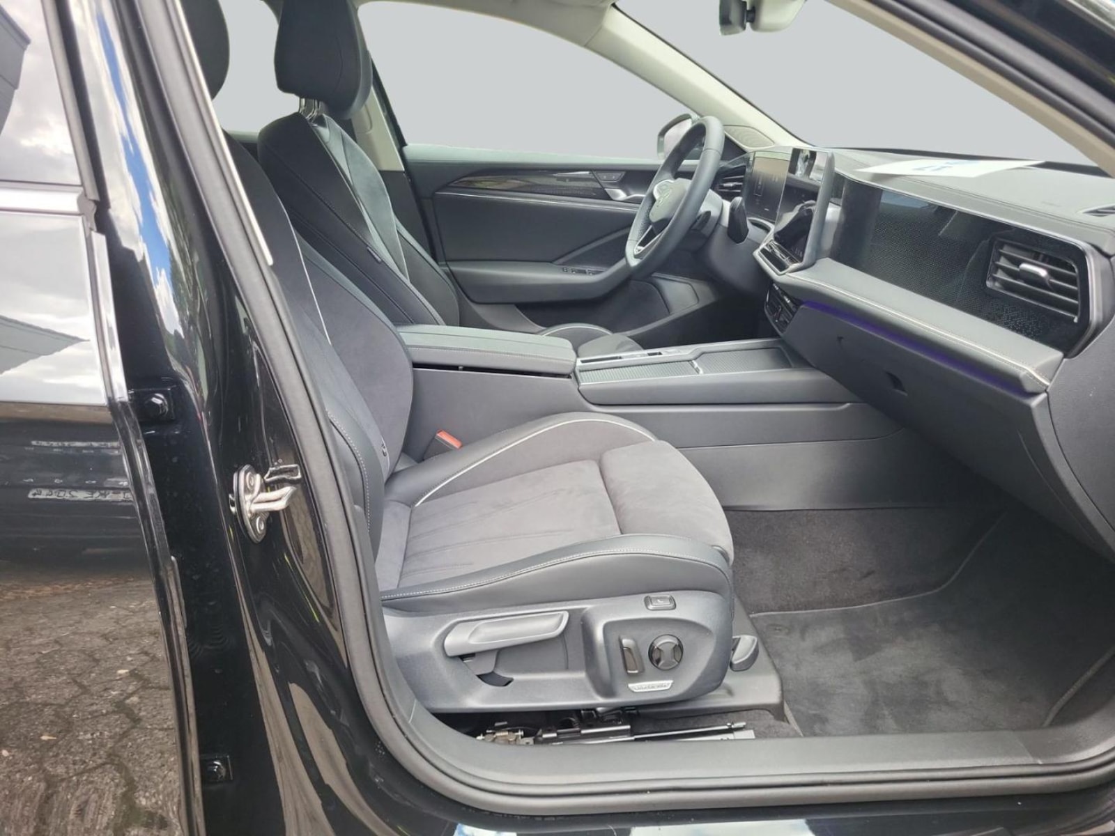 Volkswagen Passat – Bild 14