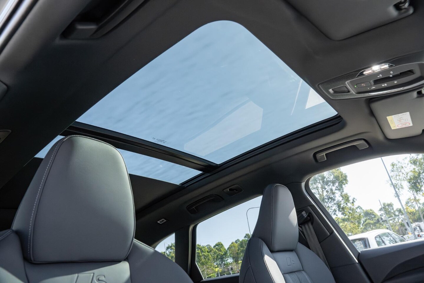 Image about Audi Q5 SUV TDI quattro 150 kW sport