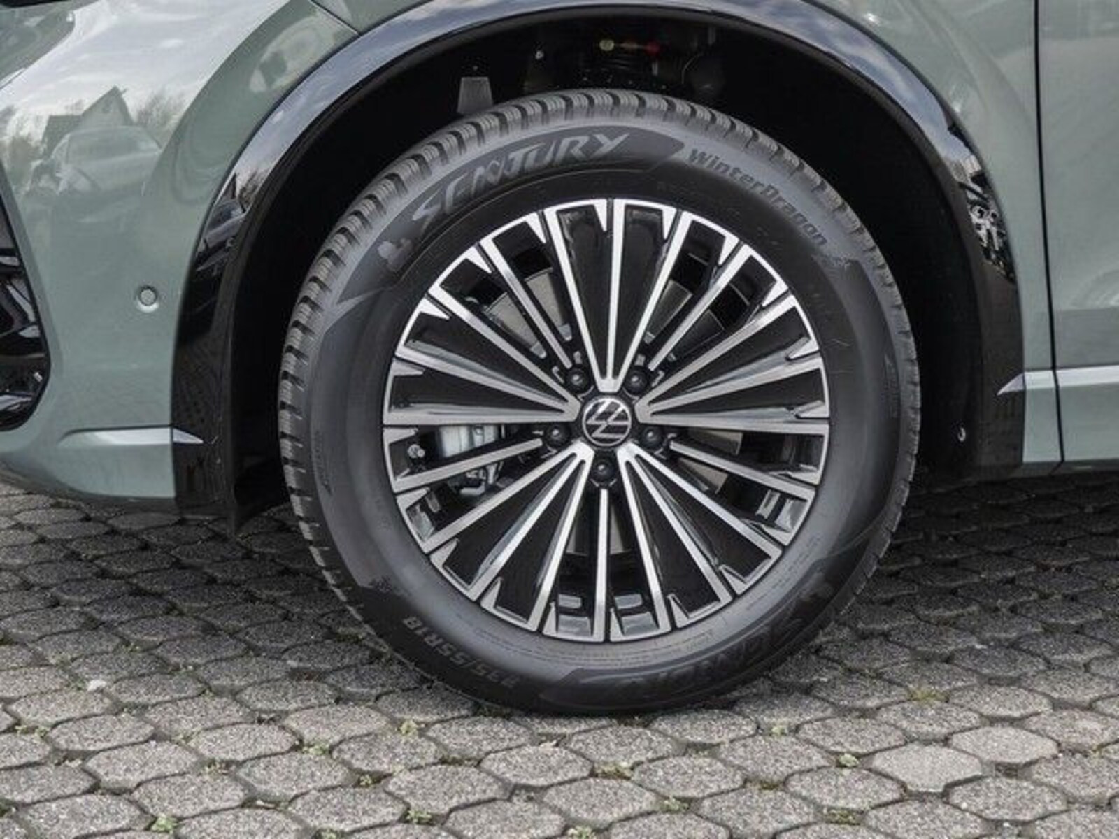 Volkswagen Tiguan – Bild 10