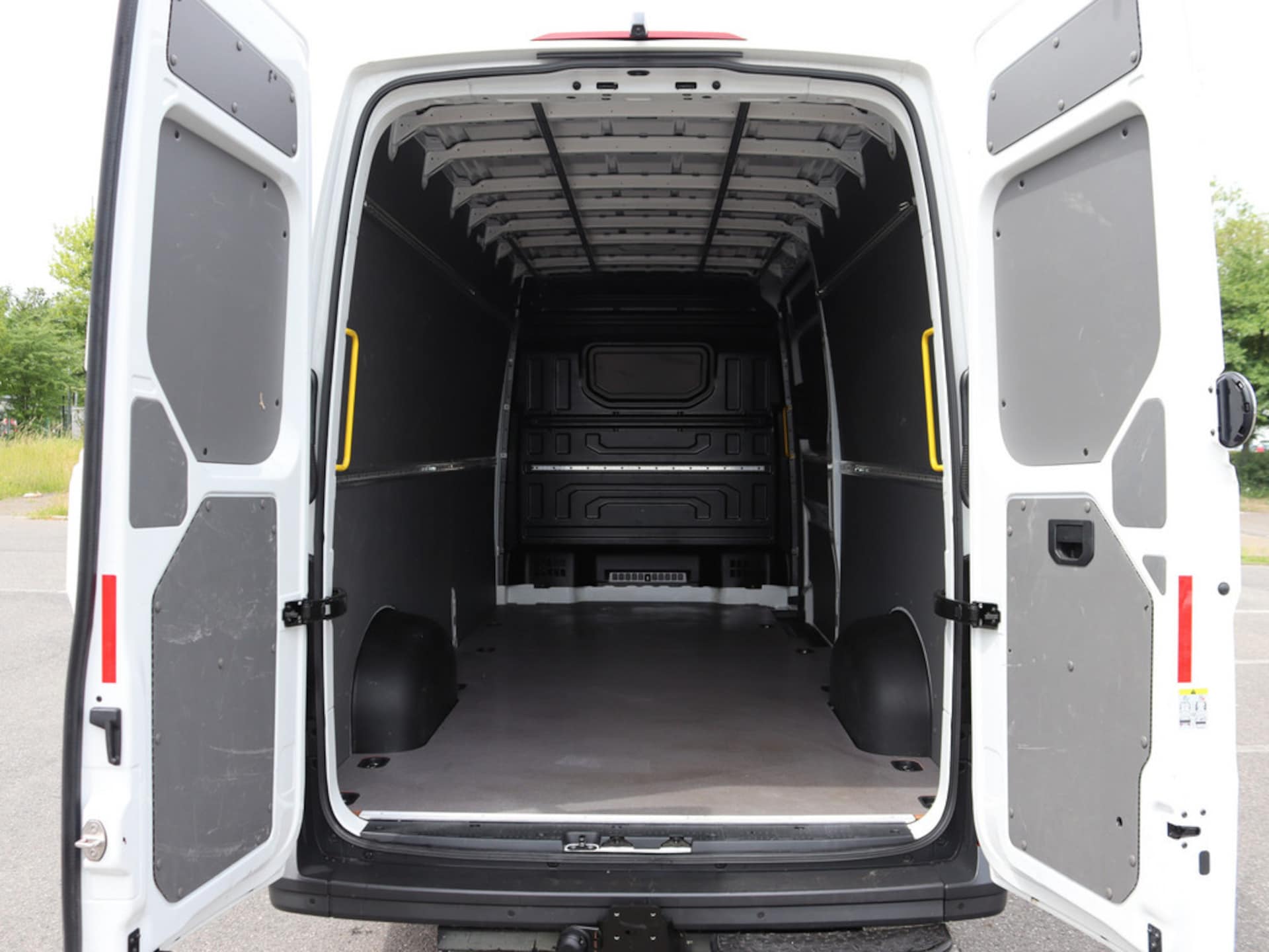 Volkswagen Crafter Kasten langer Radstand