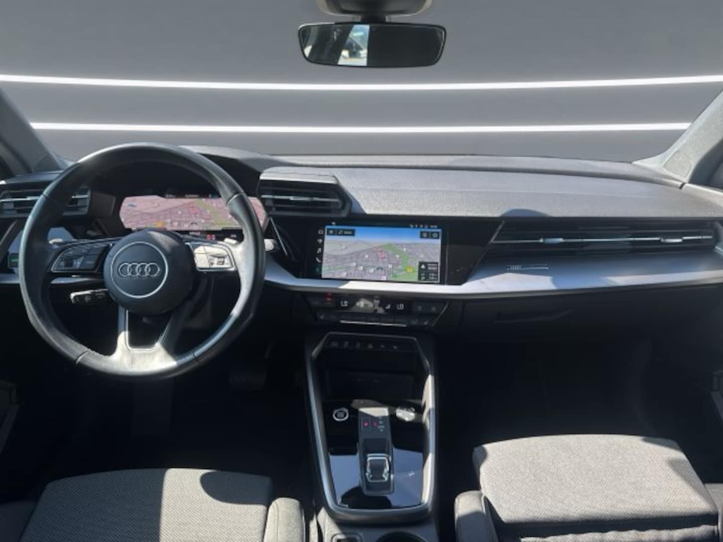 Bild über Audi A3 Sportback advanced 30 TFSI S tronic - für weitere Informationen kontaktieren Sie den Audi Partner