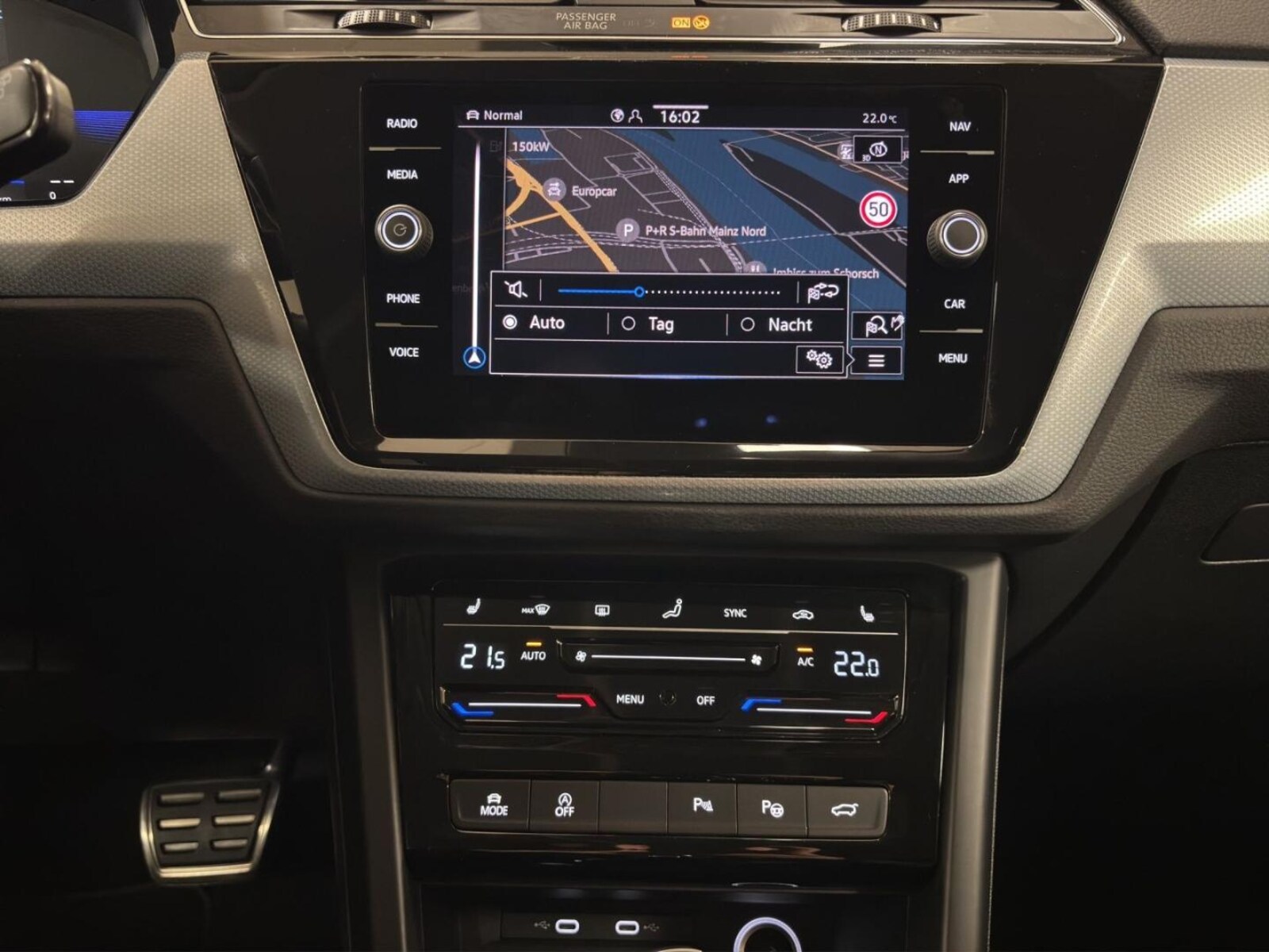 Volkswagen Touran – Bild 11