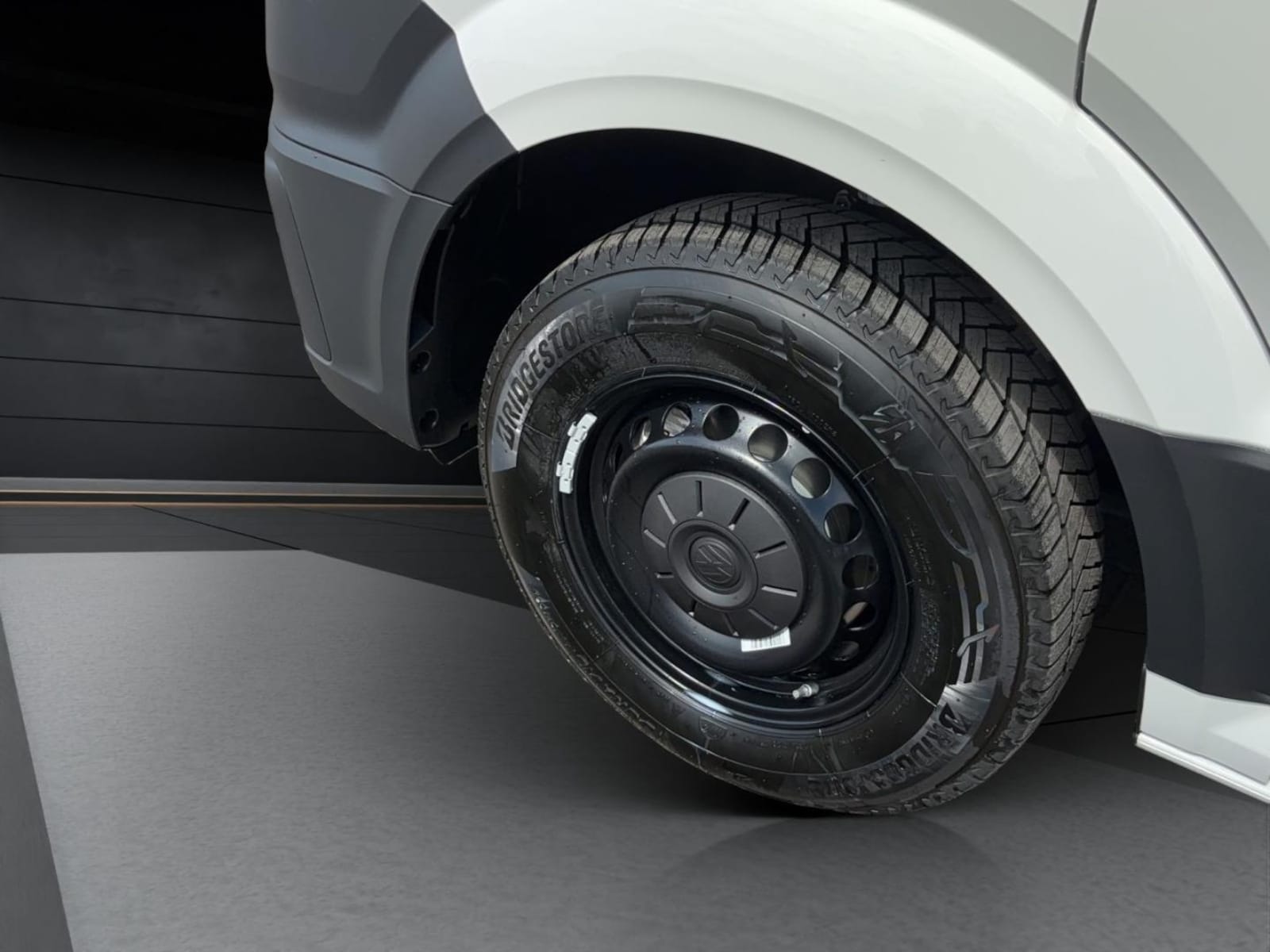 Volkswagen Crafter Kasten mittlerer Radstand – Bild 8
