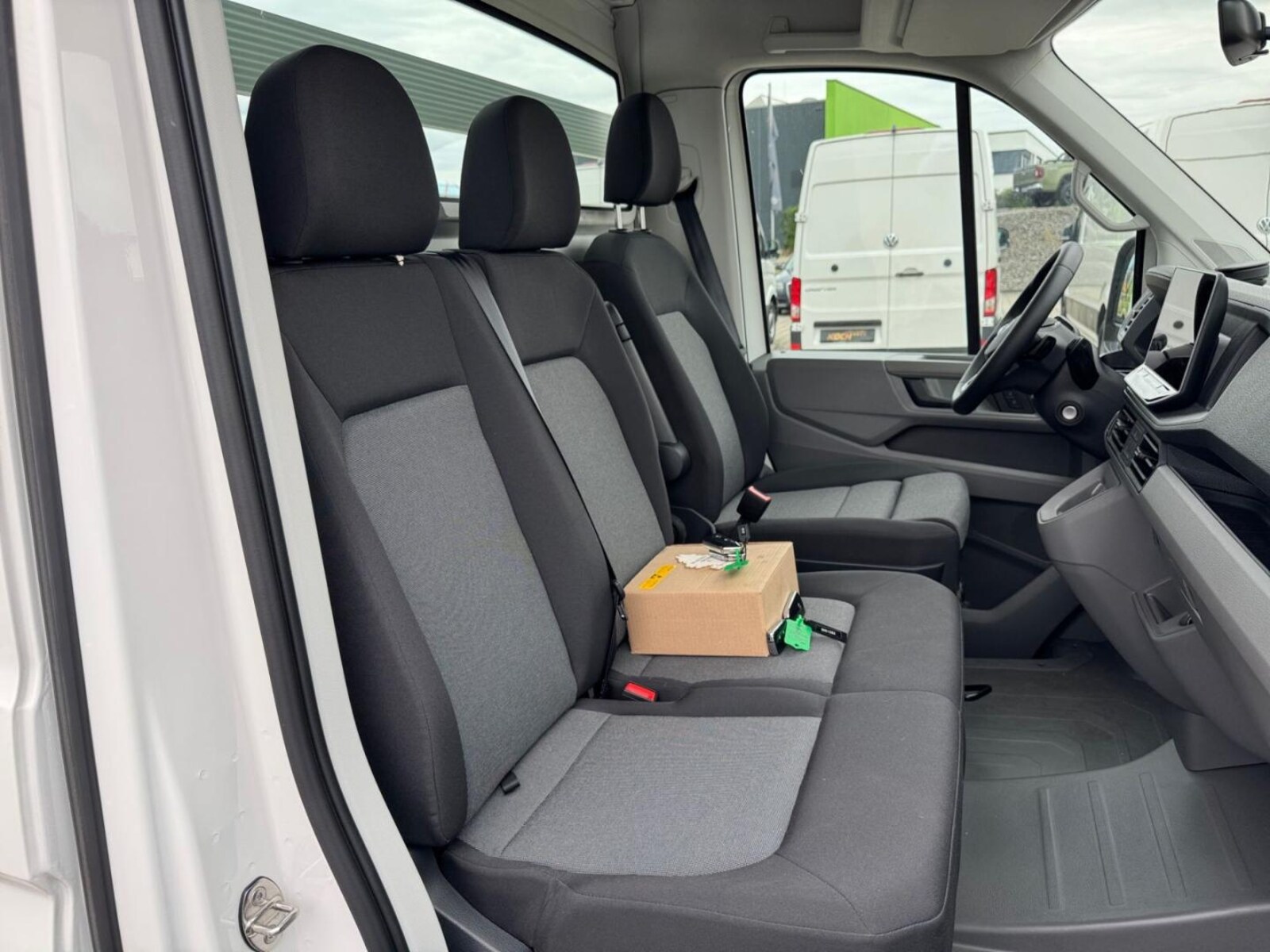 Volkswagen Crafter Einzelkabine langer Radstand – Bild 10