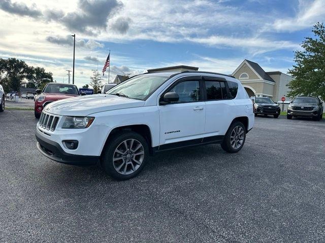 Photo of 2016 Jeep Compass