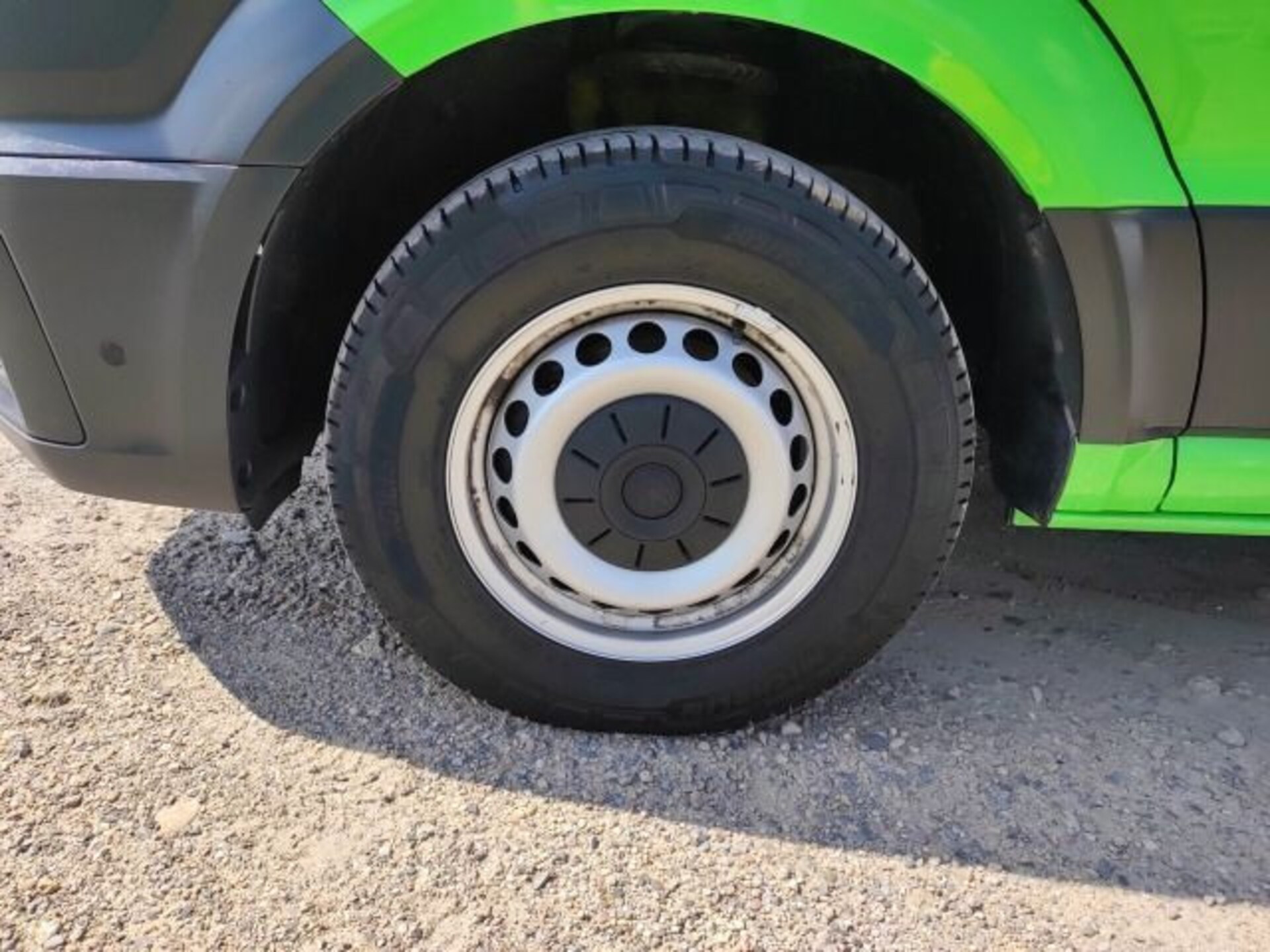 Volkswagen Crafter Kasten mittlerer Radstand