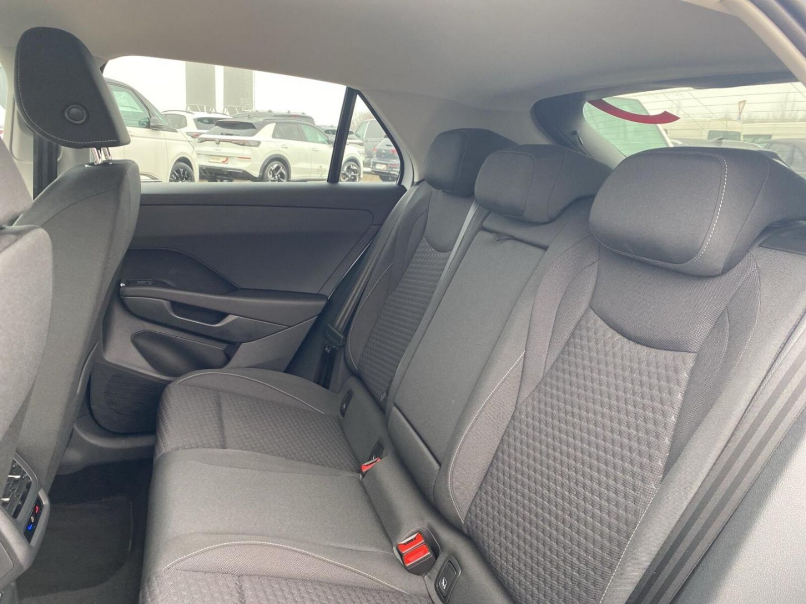 Volkswagen T-Roc – Bild 13
