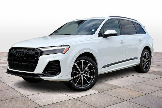 2025 Audi Q7 45 Premium Plus quattro Tiptronic's photo