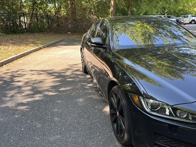 2017 Jaguar XE