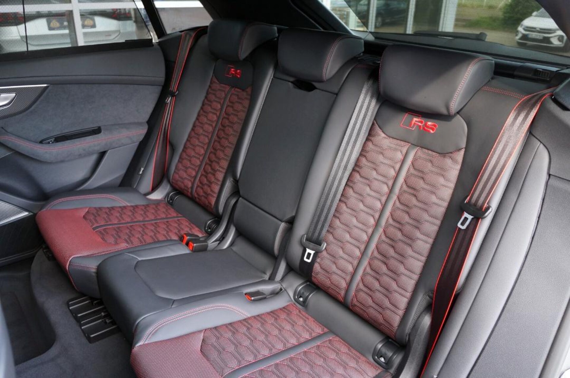 Audi RS Q8 SUV performance
