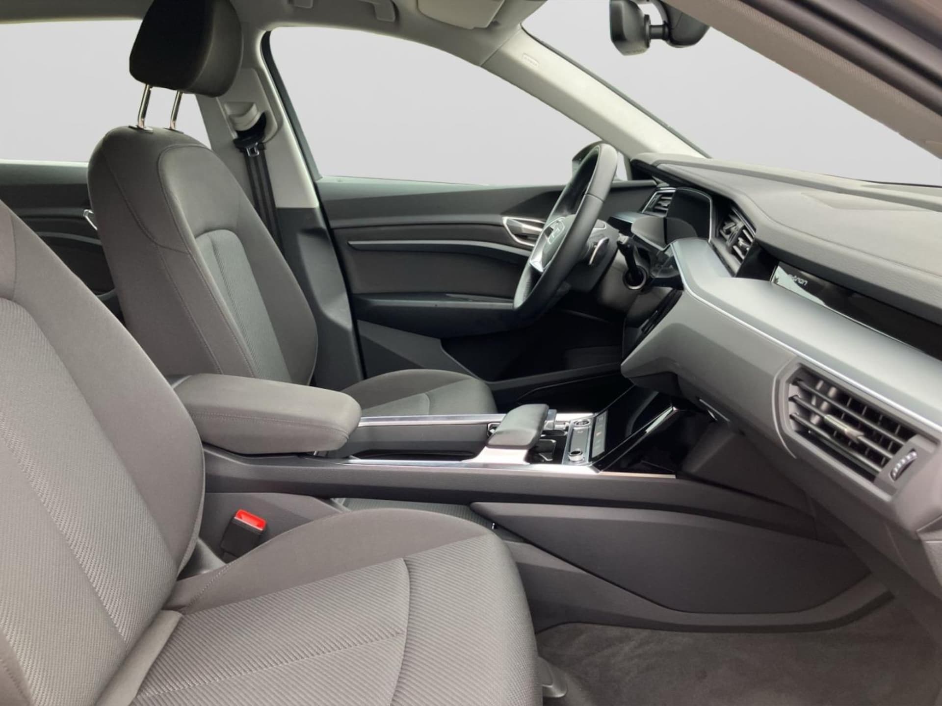 Audi e-tron advanced