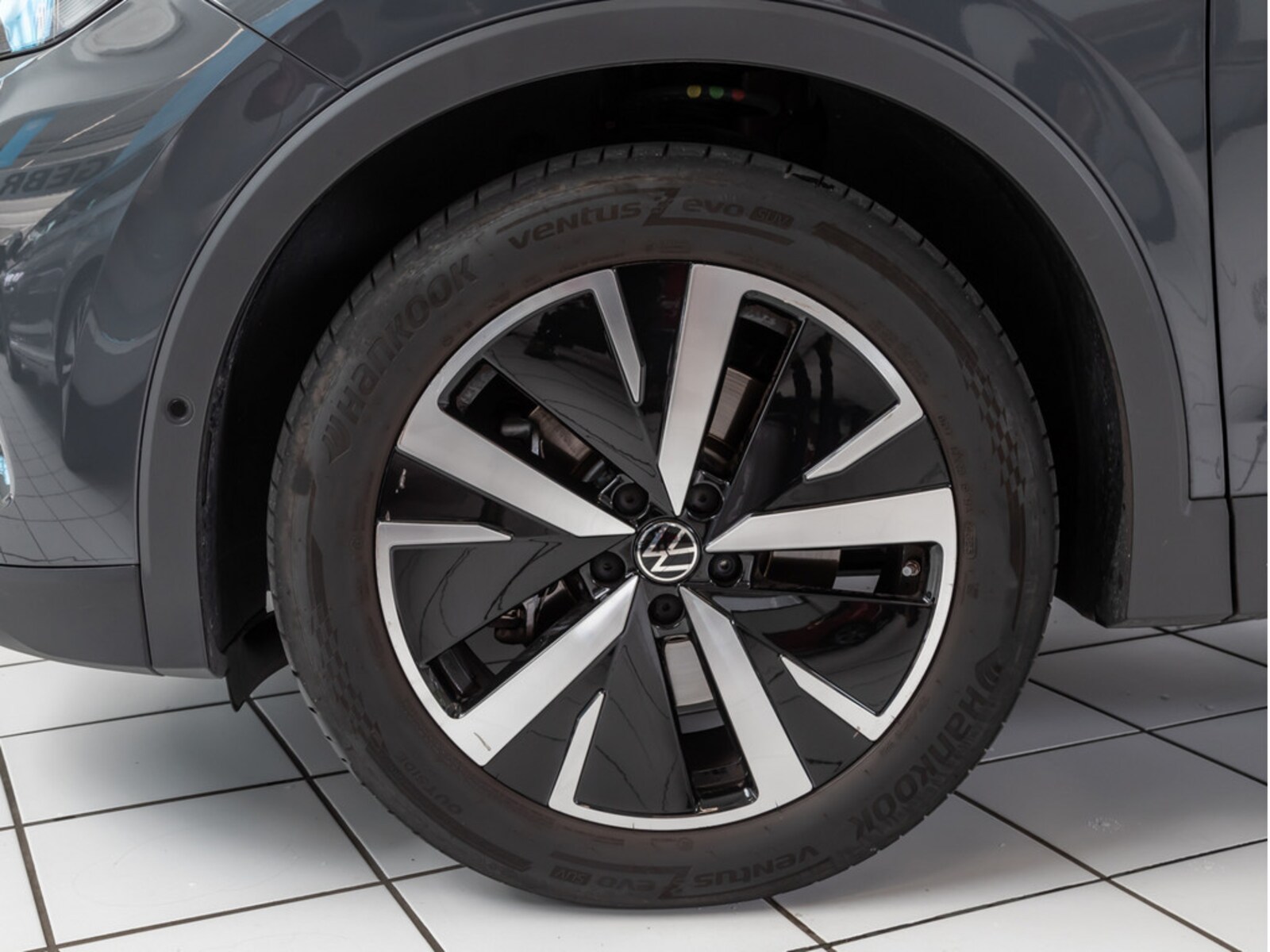 Volkswagen Tiguan – Bild 7