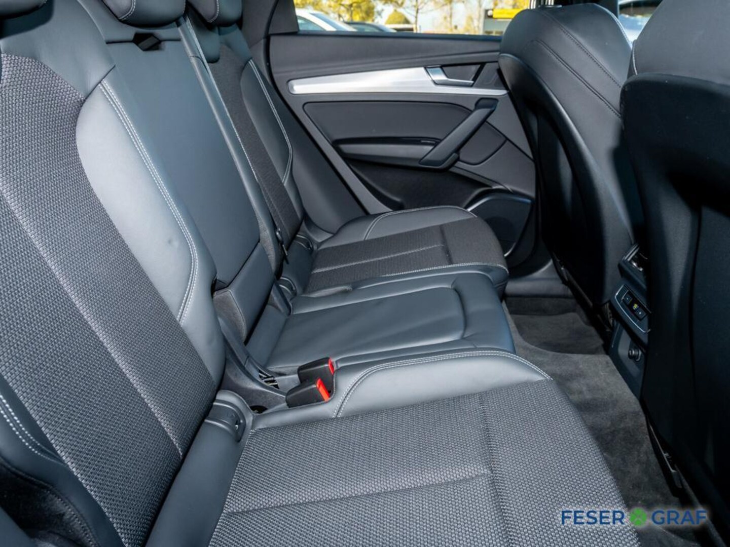 Bild über Audi Q5 Sportback 40 TDI quattro S tronic - für weitere Informationen kontaktieren Sie den Audi Partner