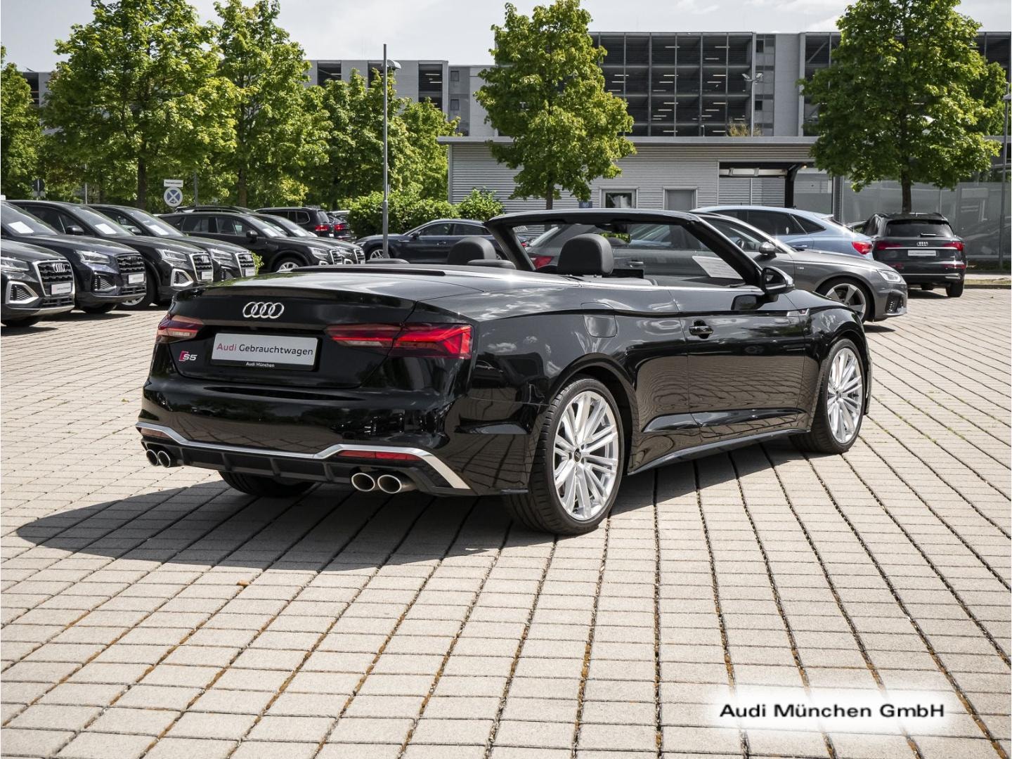 Bild über Audi S5 Cabriolet TFSI quattro tiptronic - für weitere Informationen kontaktieren Sie den Audi Partner