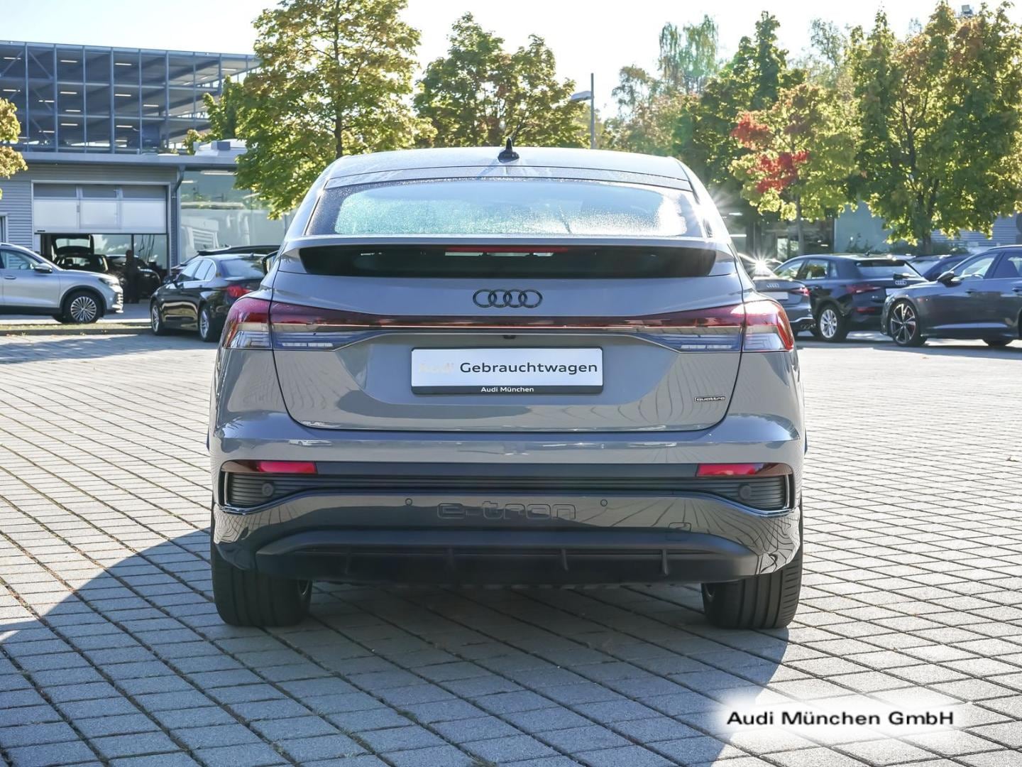 Bild über Audi Q4 Sportback e-tron 50 e-tron quattro - für weitere Informationen kontaktieren Sie den Audi Partner
