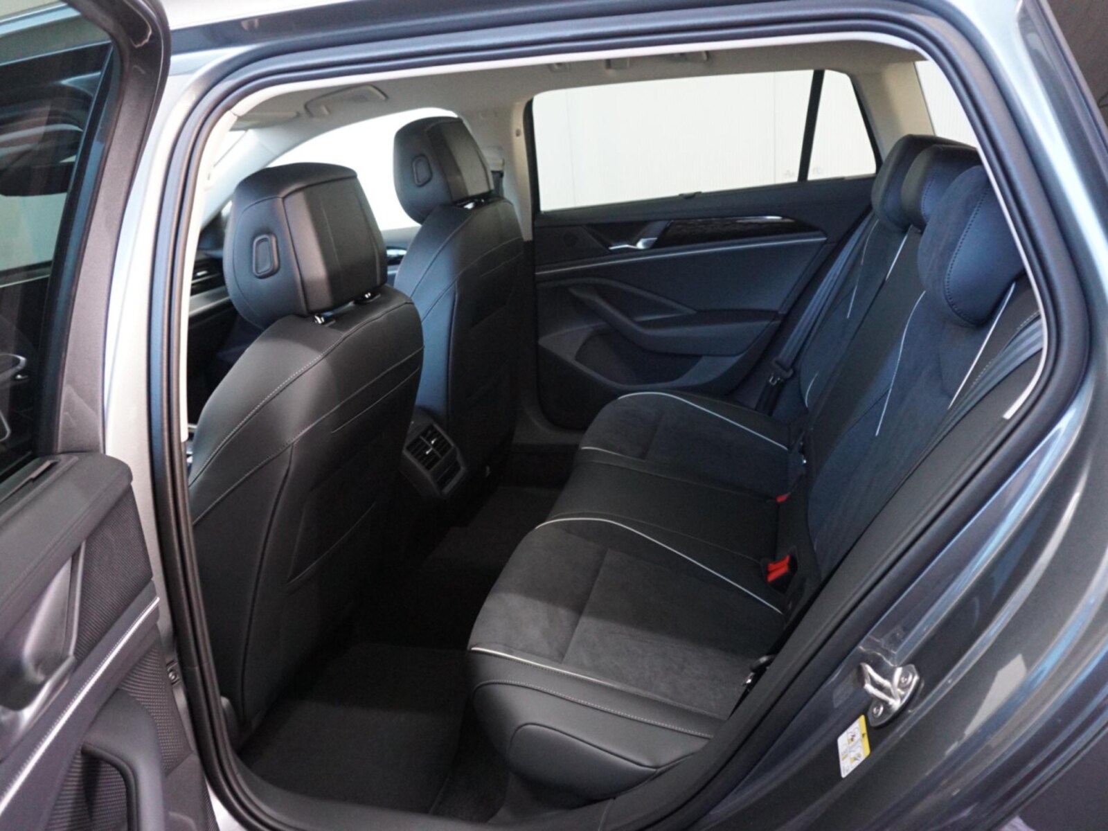Volkswagen Passat – Bild 9