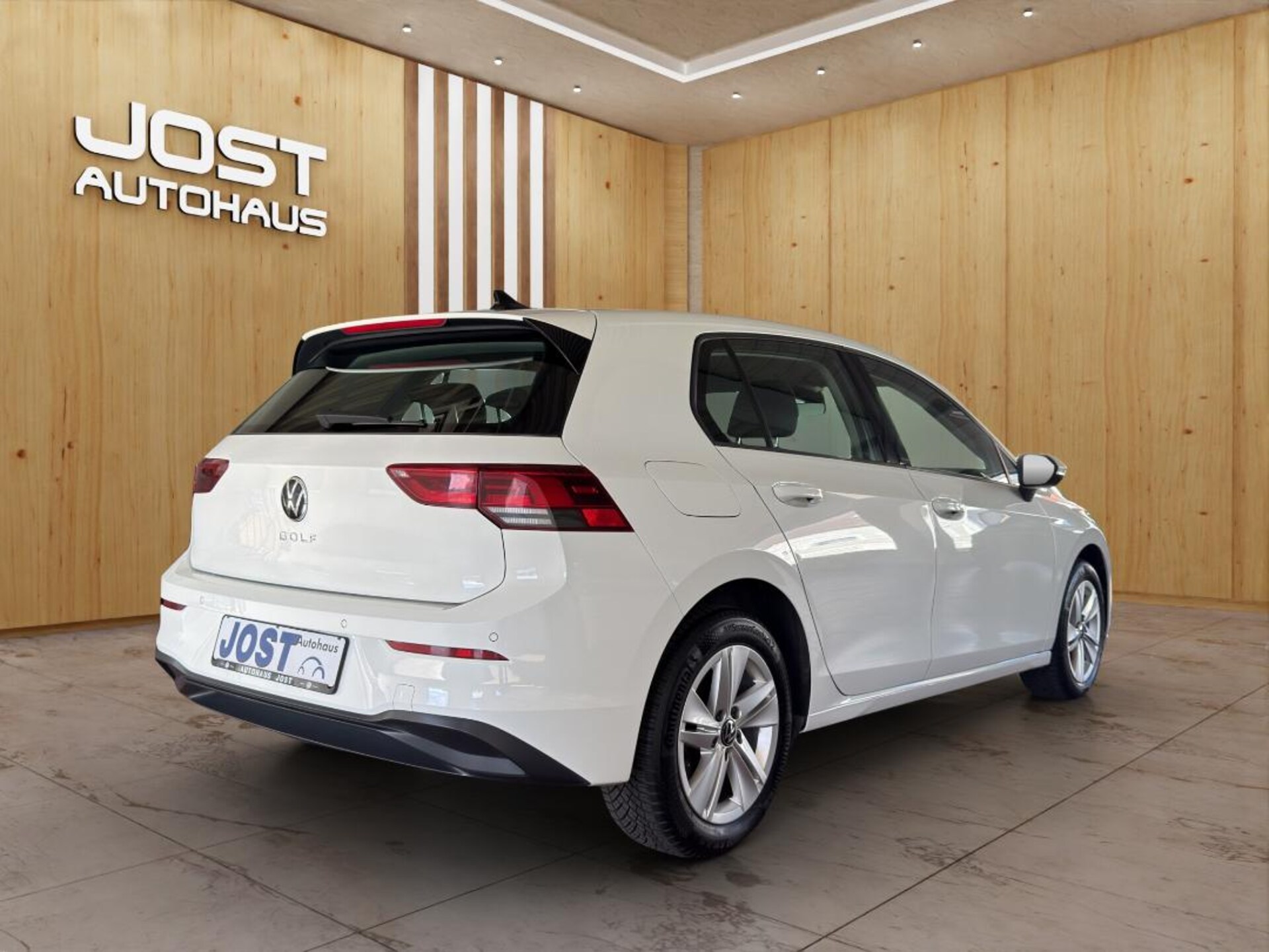 Volkswagen Golf Life