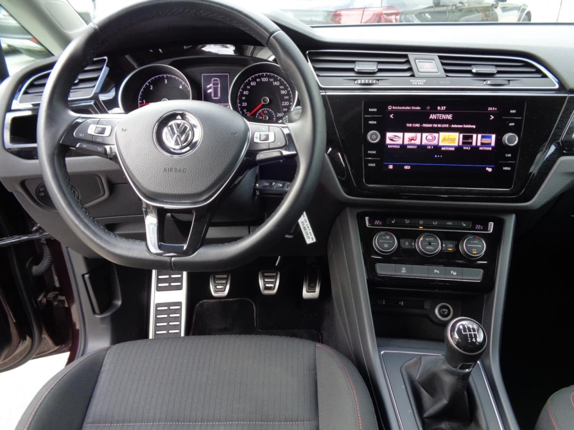 Volkswagen Touran SOUND