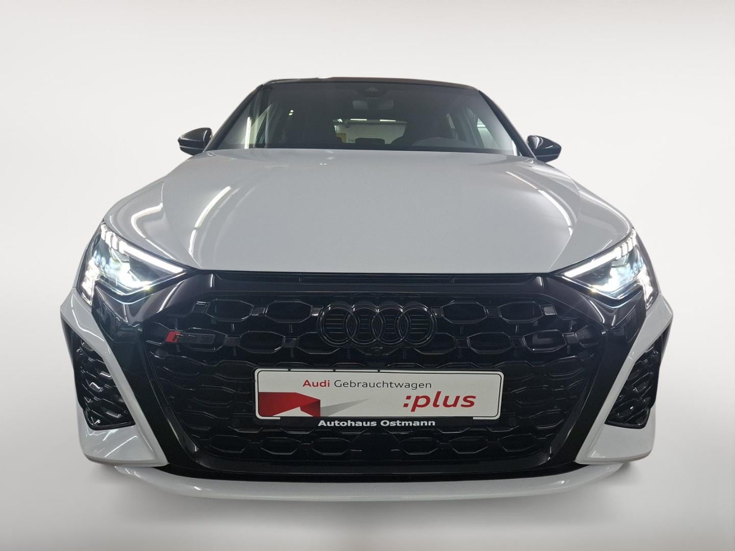 Bild über Audi RS 3 Sportback TFSI quattro S tronic - für weitere Informationen kontaktieren Sie den Audi Partner