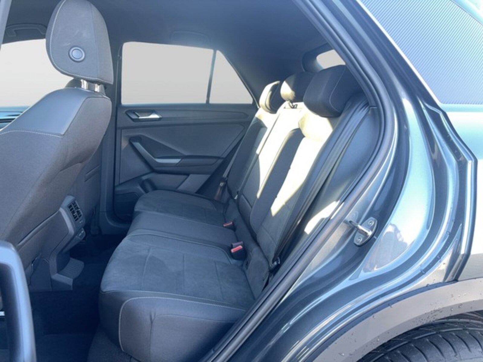 Volkswagen T-Roc – Bild 11