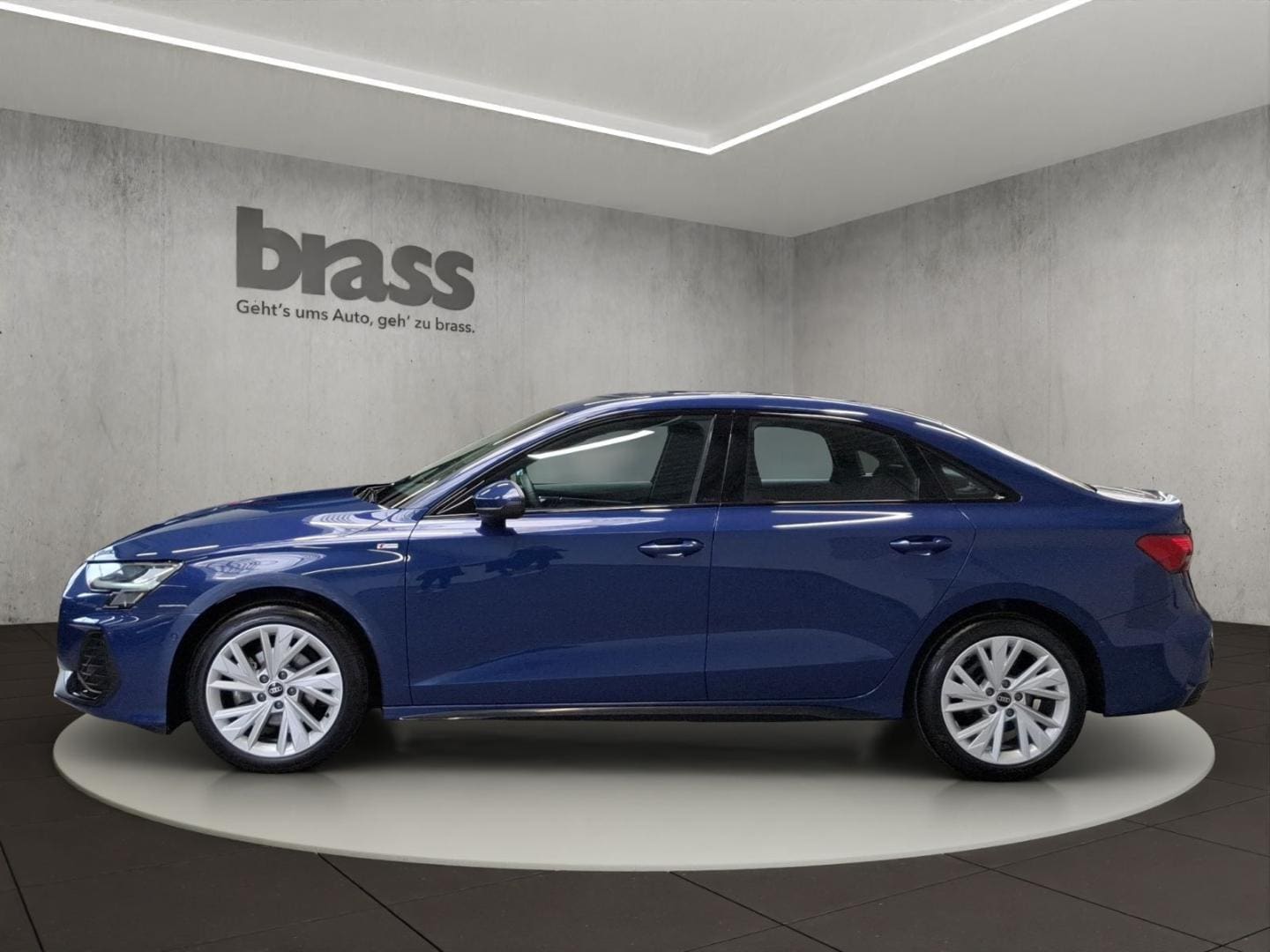 Bild über Audi A3 Limousine S line 30 TFSI S tronic - für weitere Informationen kontaktieren Sie den Audi Partner