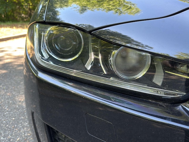 2017 Jaguar XE