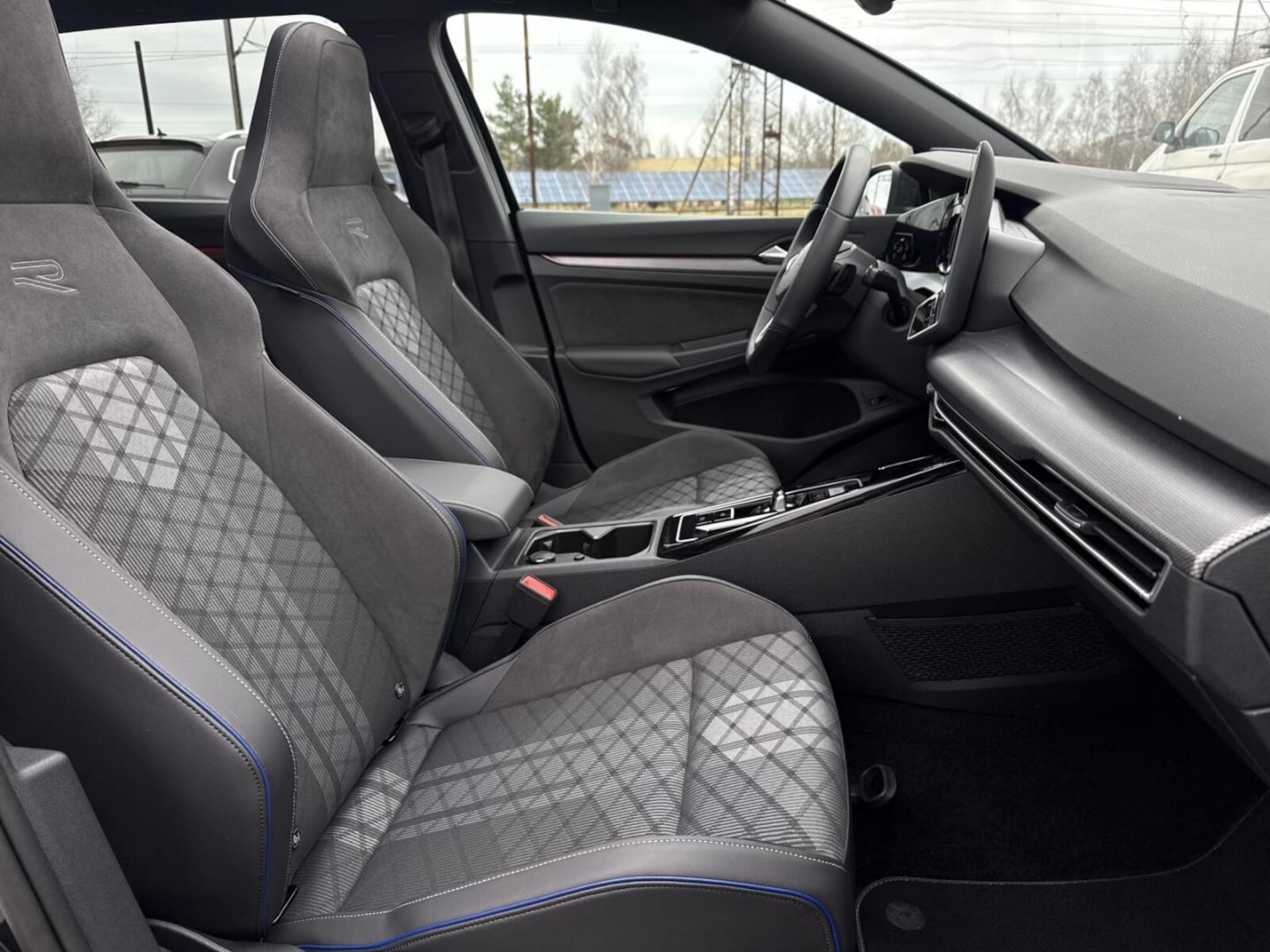 Volkswagen Golf Variant R-Line