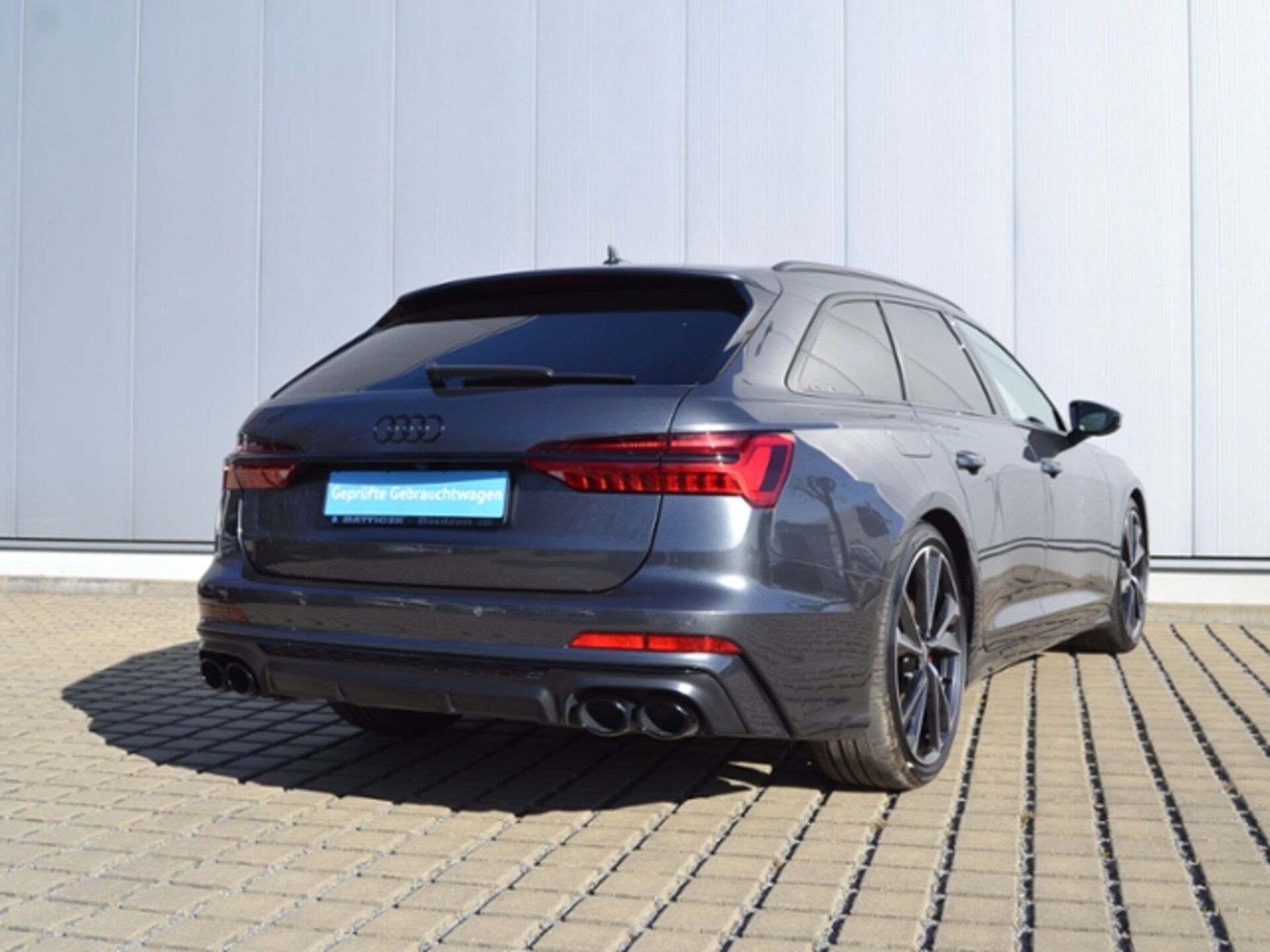 Audi S6 Avant