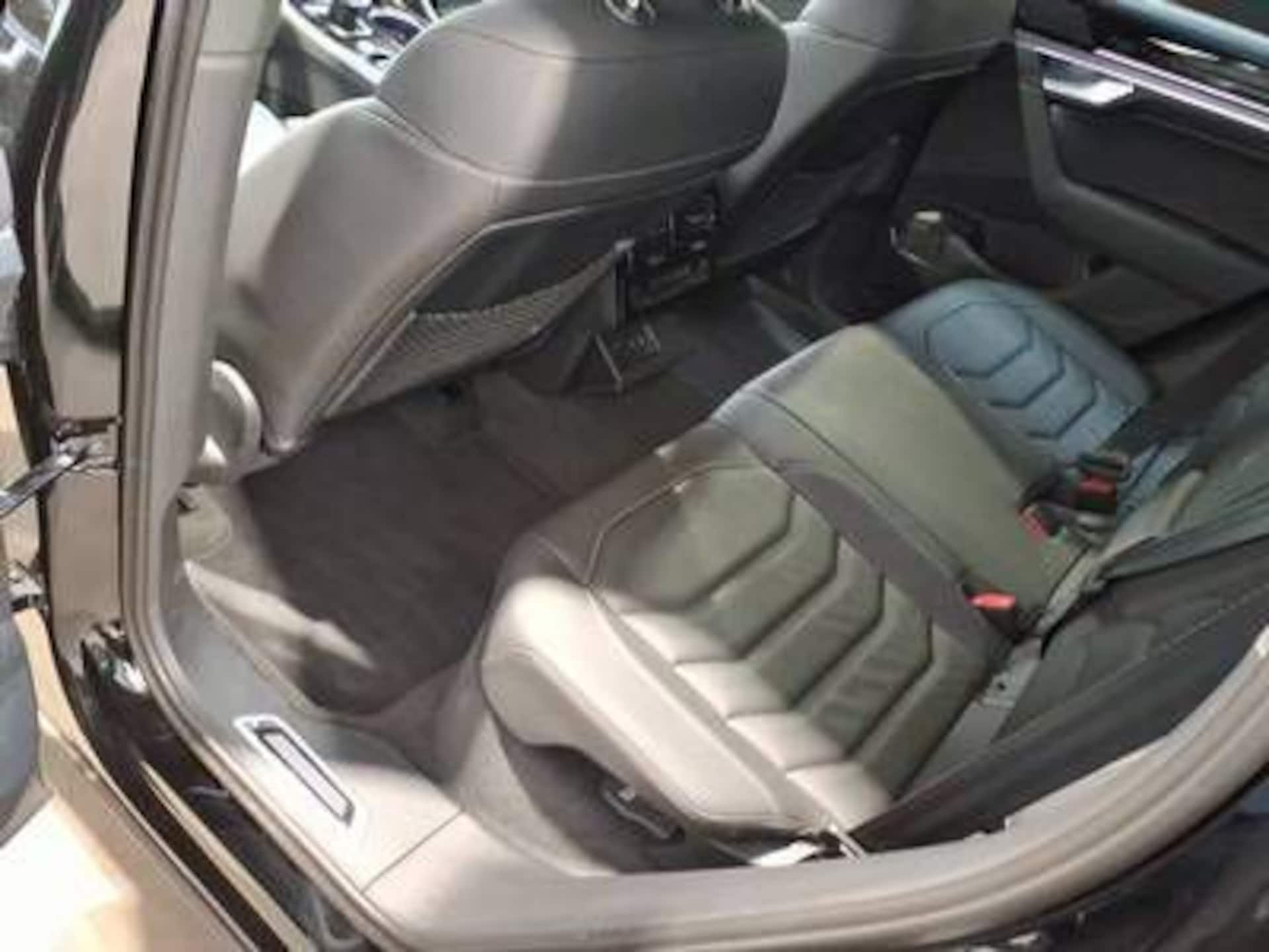 Volkswagen Touareg R-Line