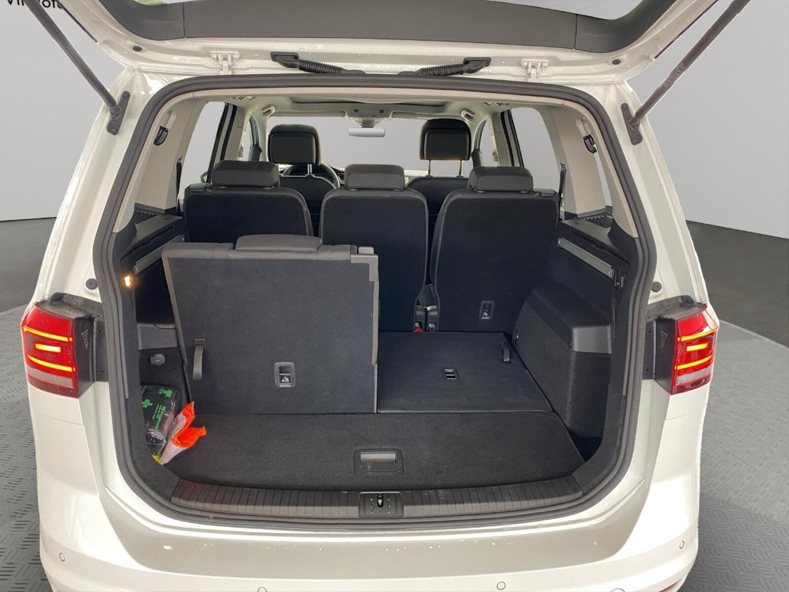 Volkswagen Touran – Bild 9
