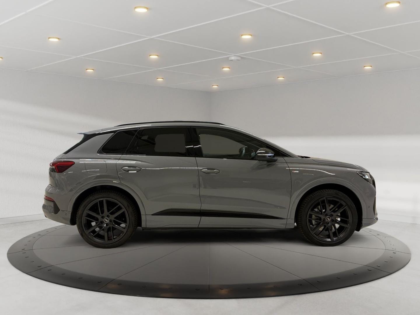 Bild über Audi Q4 SUV e-tron e-tron quattro 220 kW - für weitere Informationen kontaktieren Sie den Audi Partner