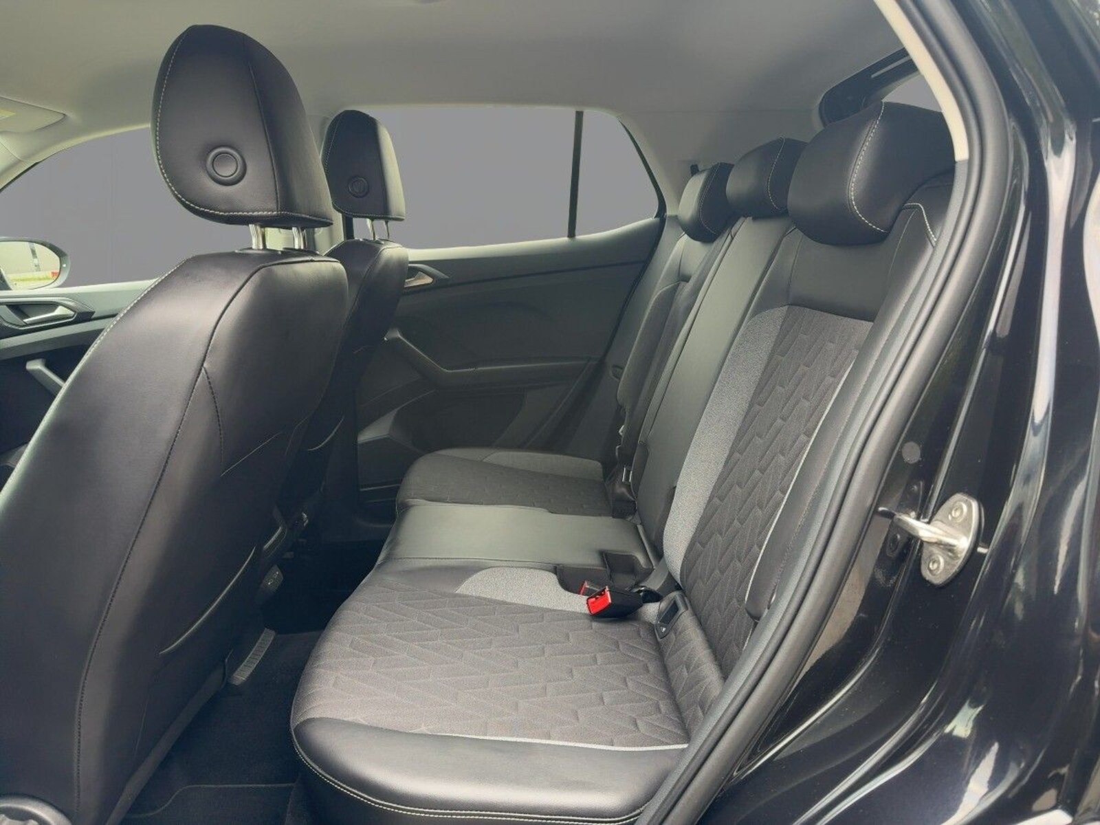 Volkswagen T-Cross – Bild 9