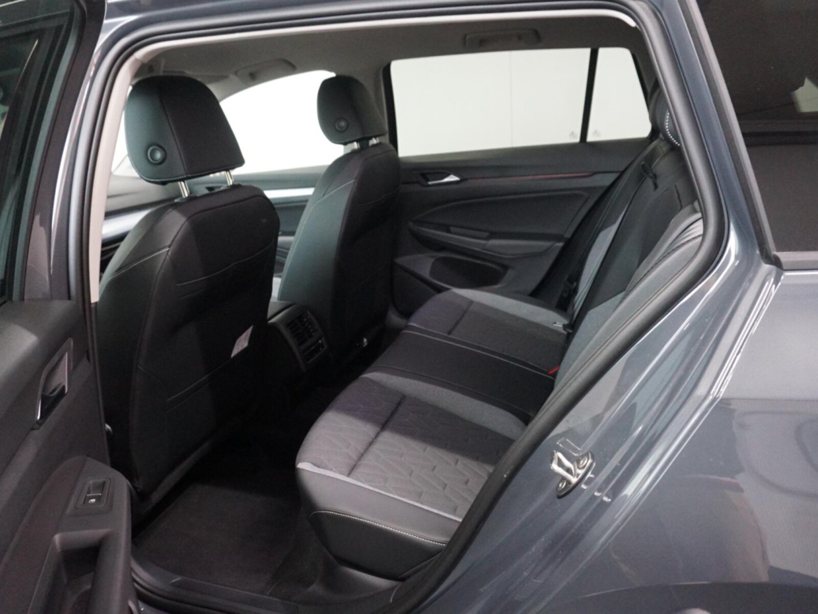 Volkswagen Golf Variant – Bild 9