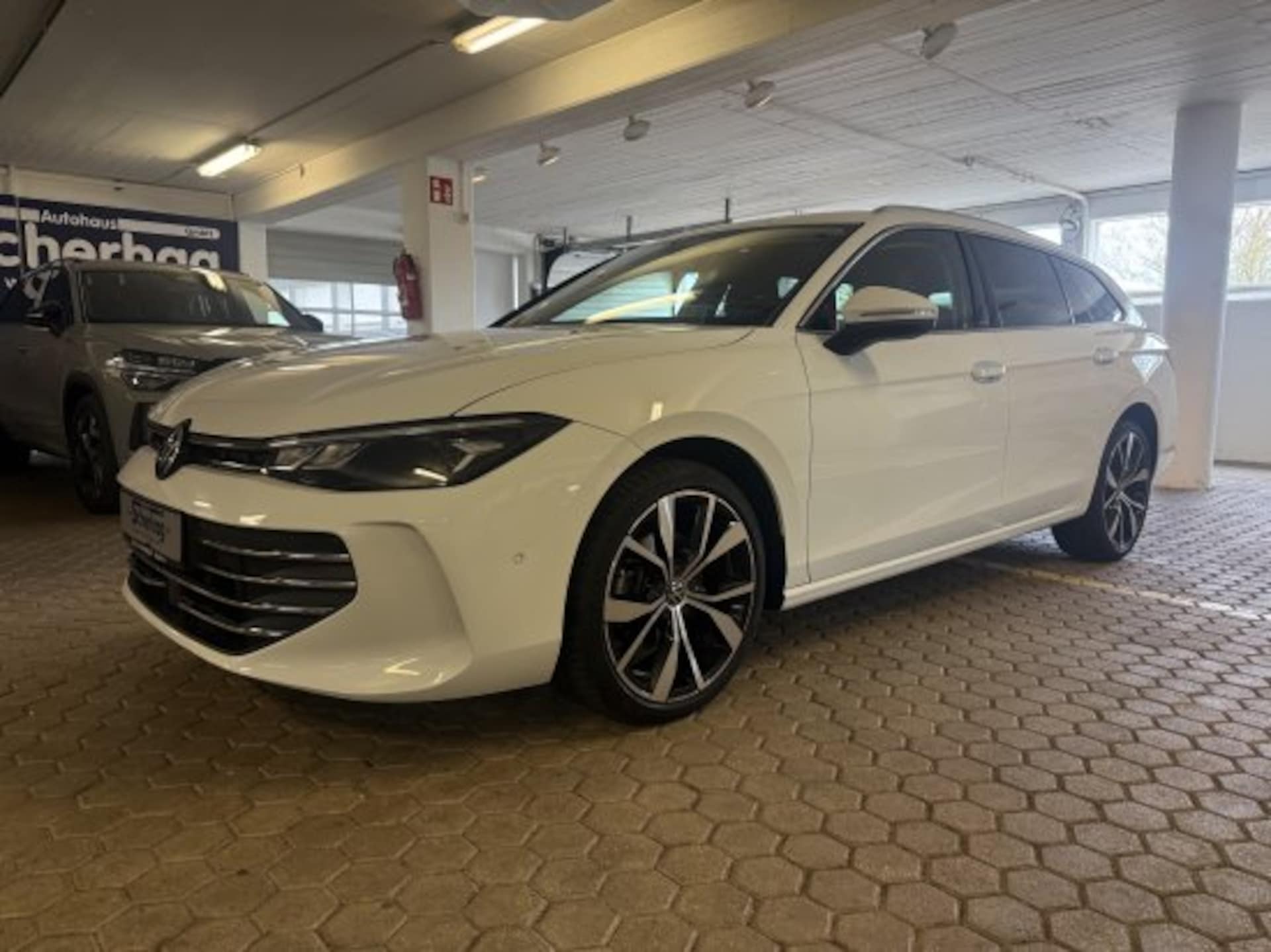 Volkswagen Passat Business