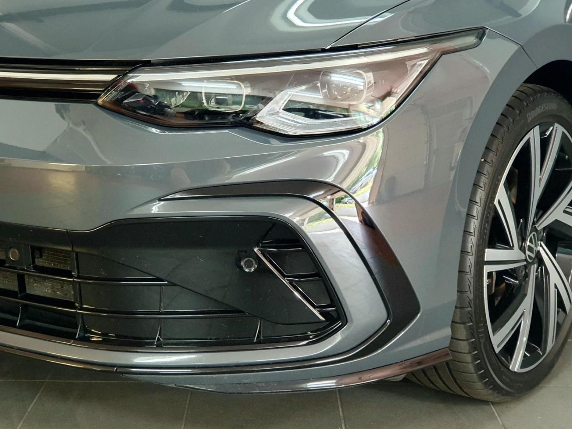 Volkswagen Golf Variant R-Line