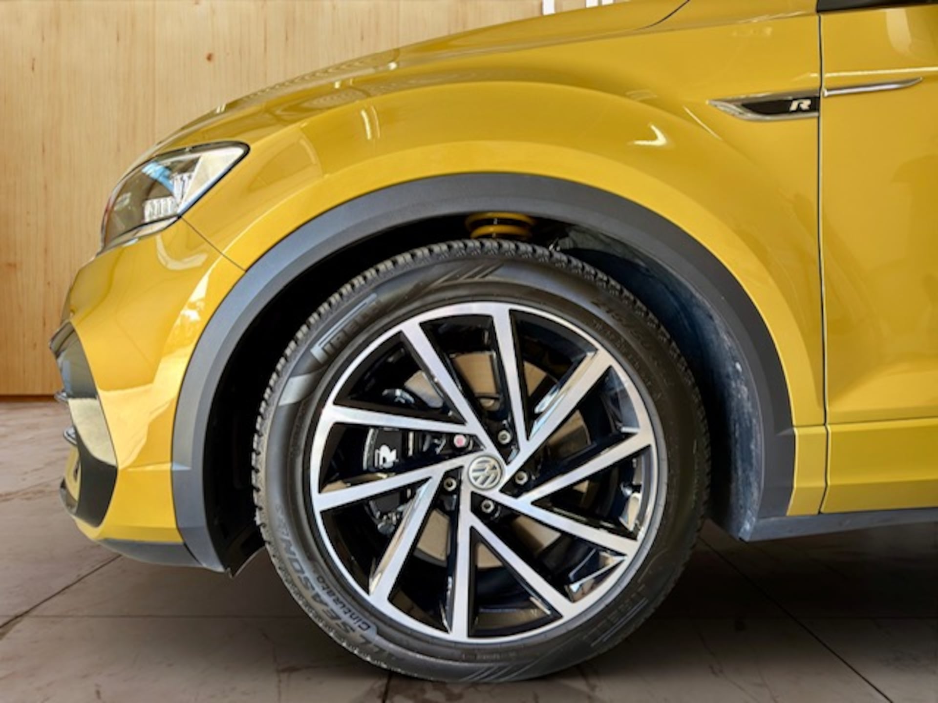 Volkswagen T-Roc R