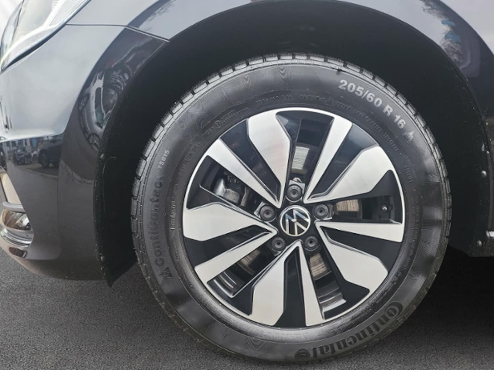 Volkswagen Touran – Bild 8