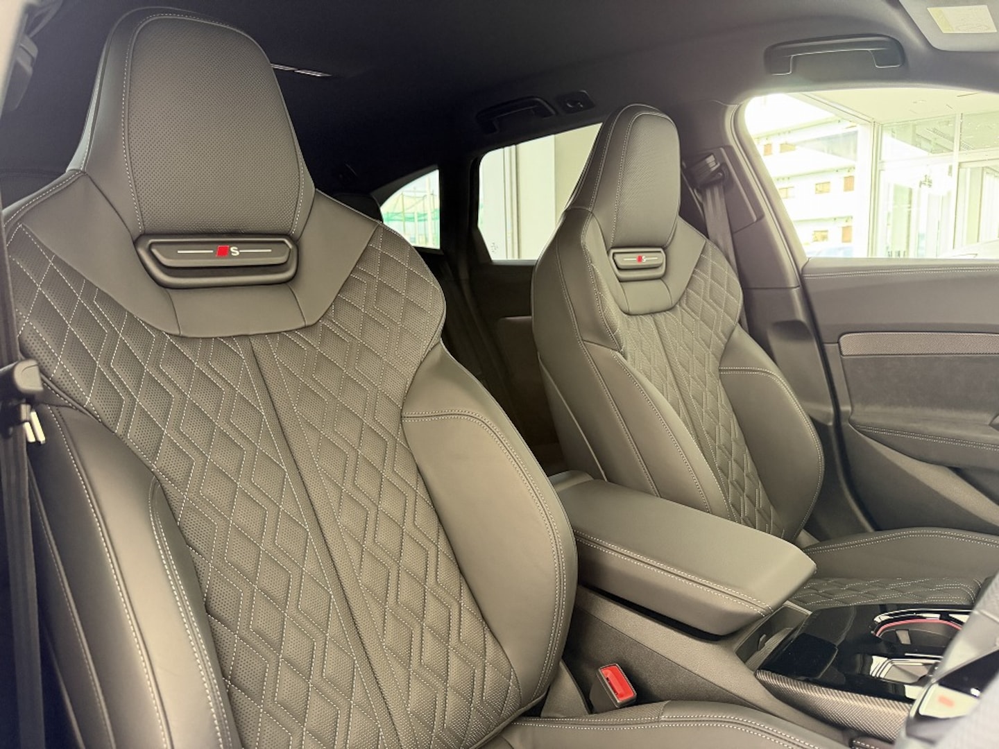 Audi S5 Avant S5 Avant TFSI 270 kW S tronic for more details contact your dealer