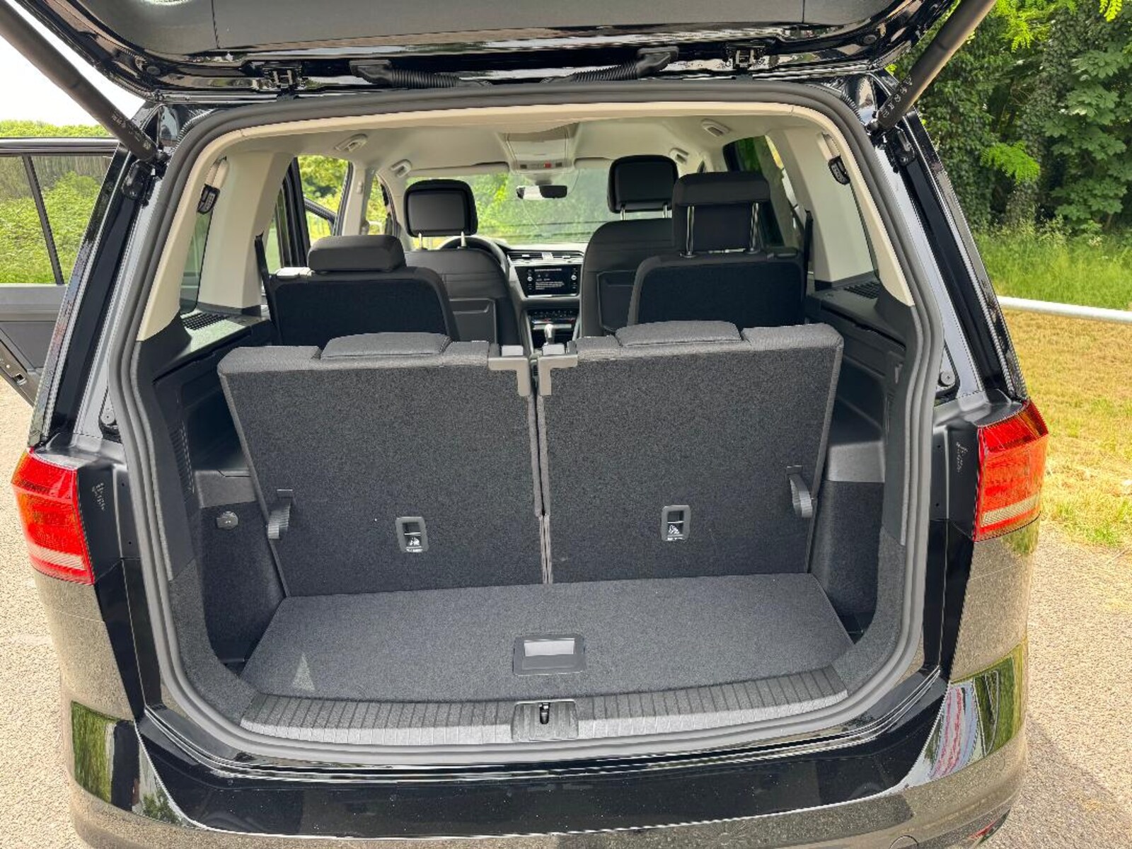 Volkswagen Touran – Bild 14