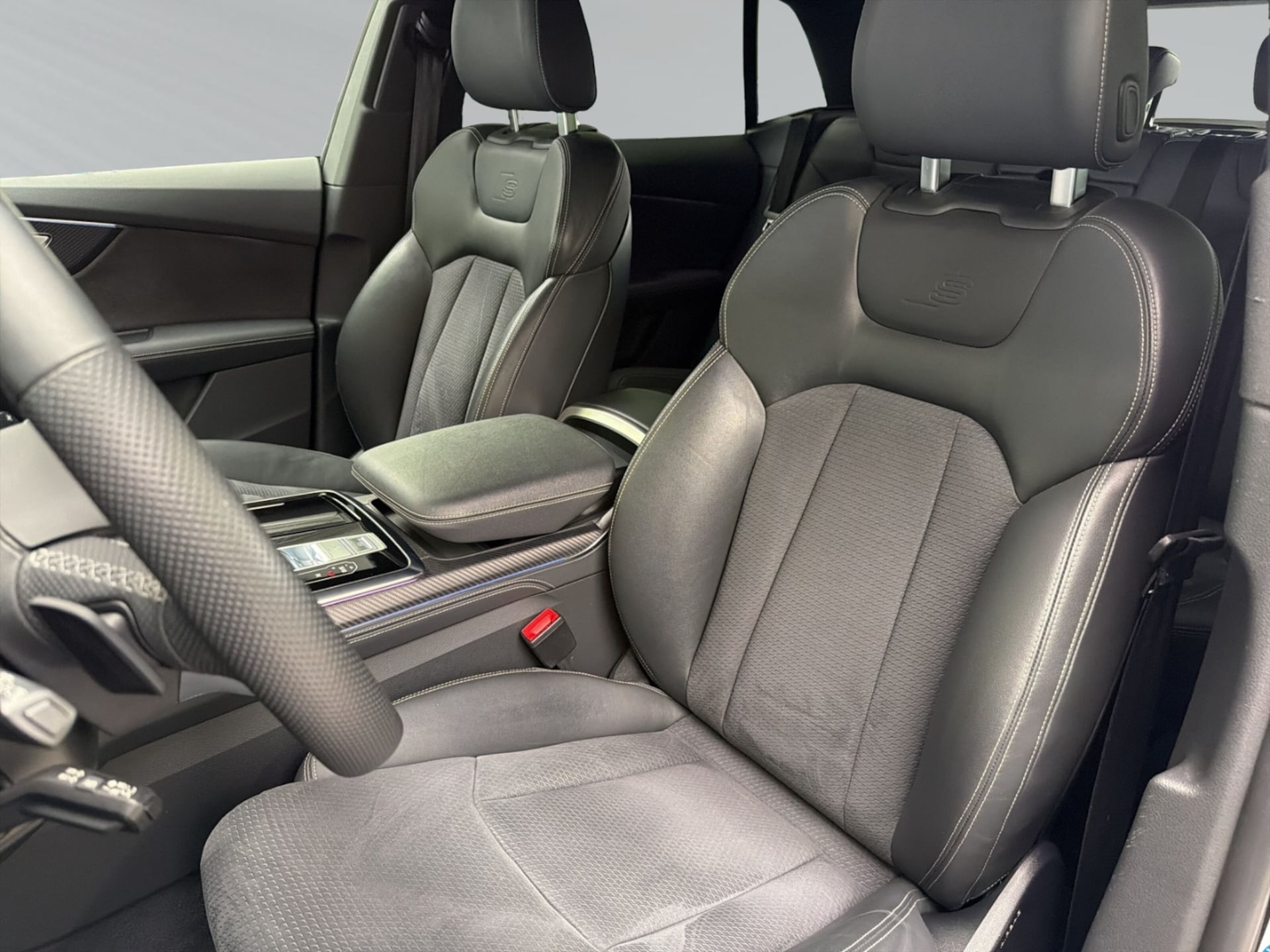 Audi Q8 SUV