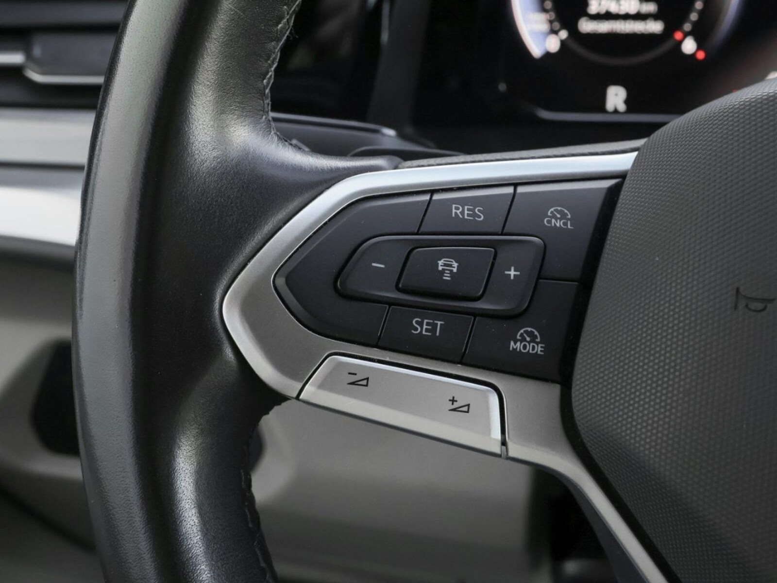 Volkswagen Multivan Langversion – Bild 14