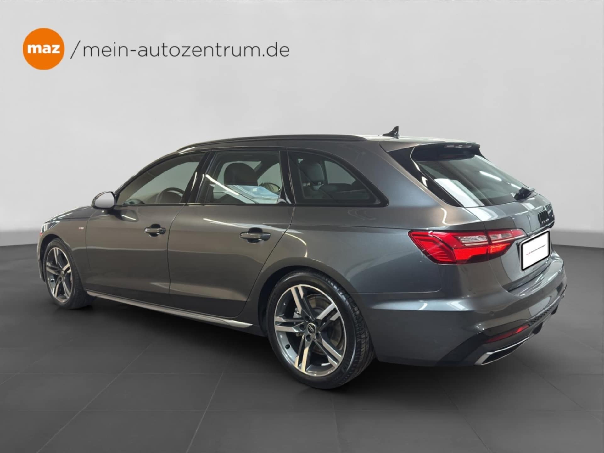 Audi A4 Avant S line
